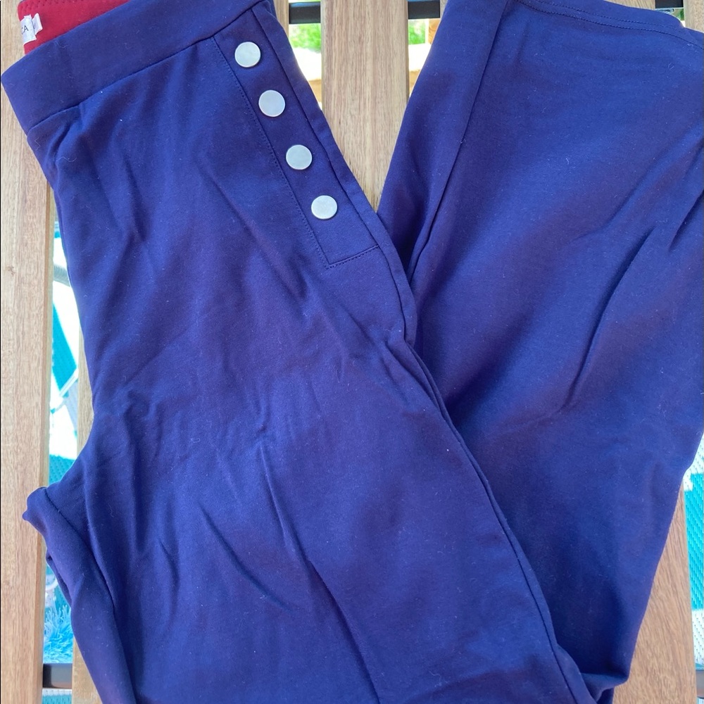 Stretchy wide leg; high waist pants